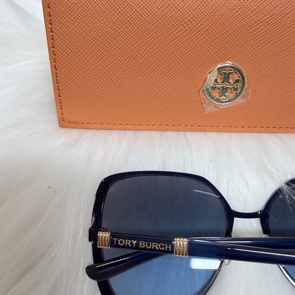 Tory Burch Blue Gradient Square Sunglasses with Gold Accents 💙 - Picture 5 of 10